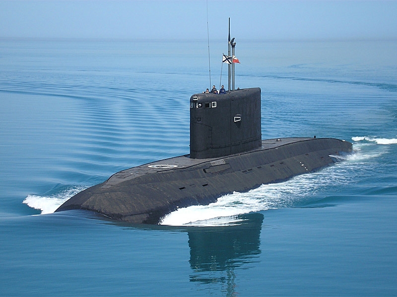 Daily Star: Руска „подводница-призрак” силно притеснява НАТО   
