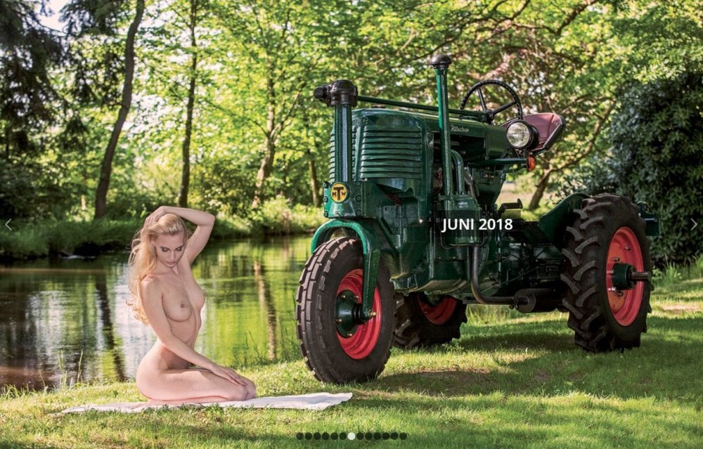 Немски „трактористки” захвърлиха дрехи и показаха прелести в гореща фотосесия (СНИМКИ 18+)