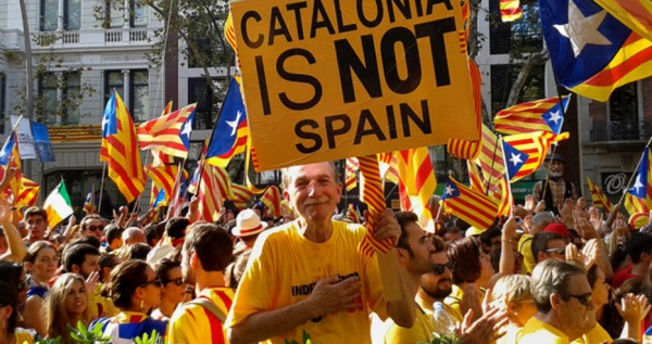 Готови за борба: Активисти подготвиха във Франция база за "правителство на Каталония в изгнание"