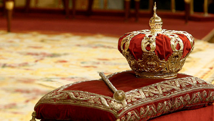 Синя кръв и разкош! Това са 10-те най-богати монарси в света (СНИМКИ)