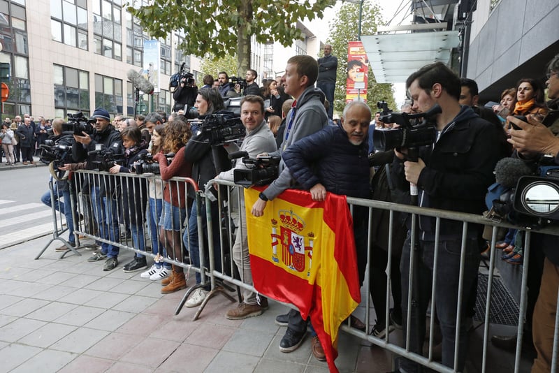 Беглецът Пучдемон сипе тежки обвинения срещу Мадрид от Белгия (НА ЖИВО)
