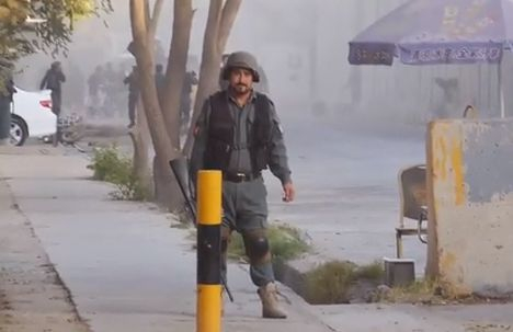 Камикадзе се взриви край австралийското посолство в Кабул, има много жертви (ВИДЕО)