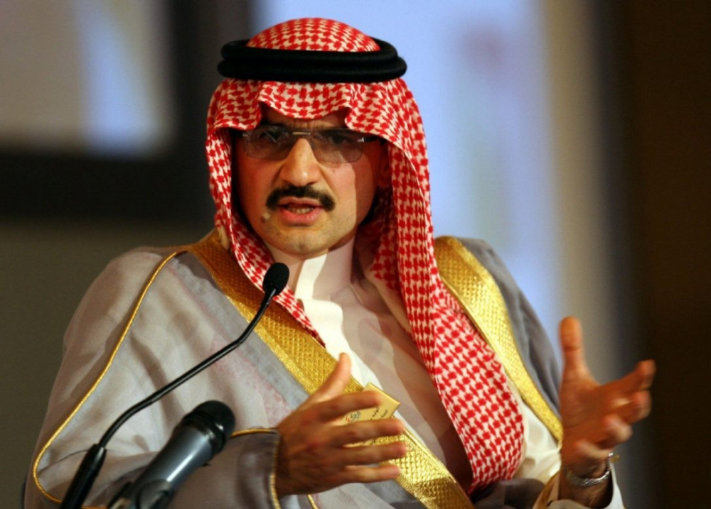Един от най-богатите хора на планетата бе закопчан с още 10 принцове за корупция в Саудитска Арабия (ВИДЕО)