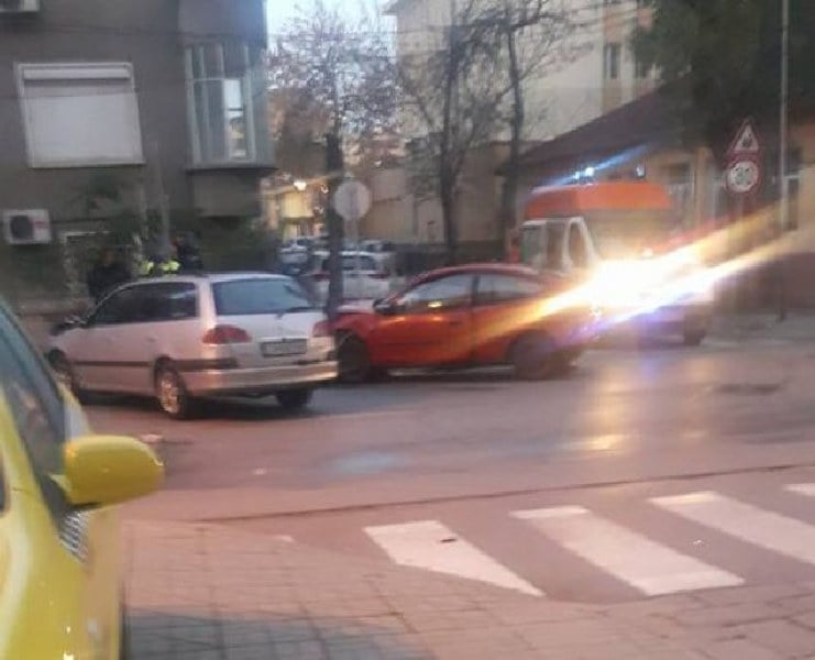 Сутрешно автомеле в Пловдив (СНИМКА)