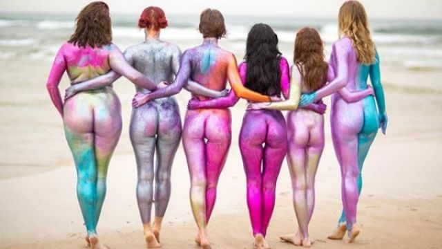 Хитри жени измамиха социалните мрежи и измислиха начин да публикуват свои чисто голи СНИМКИ (18+)