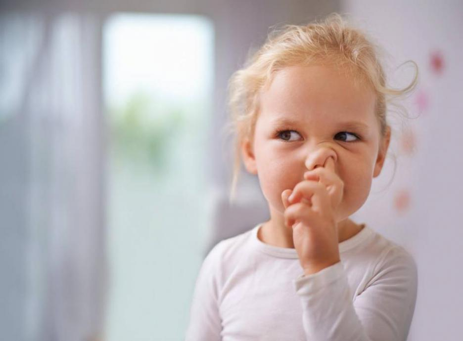 Учени с ново шантаво откритие: Оставете детето да си бърка в носа, полезно е! 