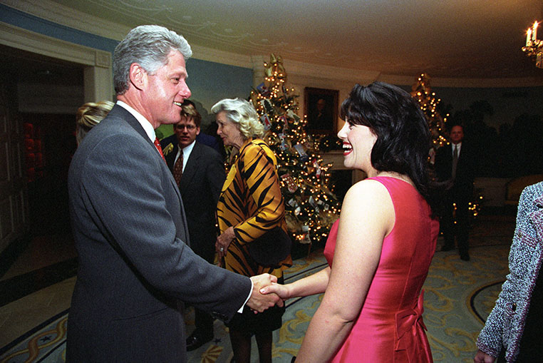 Спомняте ли си любовницата на Бил Клинтън? Ето как изглежда Моника Люински днес (СНИМКИ)