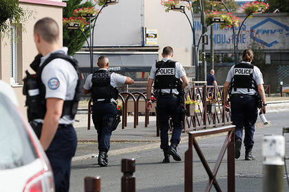 Закопчаха десетки членове на руската мафия при спецакция в Париж 