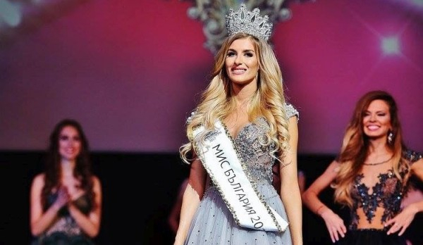 Скандалната Мис България 2017 втрещи всички само с една СНИМКА