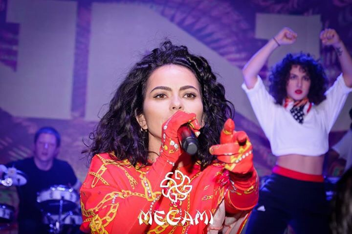 Румънската музикална сензация INNA гостува на първото парти от серията MEGAMI MASH-UP (СНИМКИ)