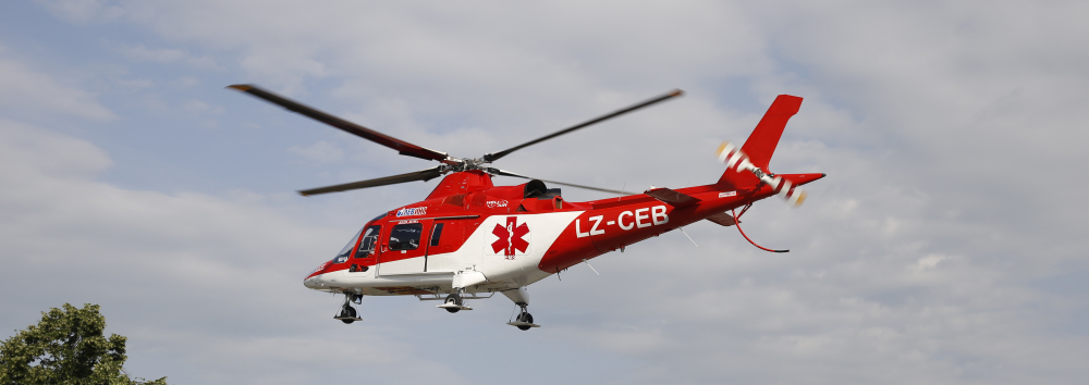 Невероятна услуга от Лев Инс: Спешен телефон и хеликоптер помагат при пътни инциденти (ВИДЕО)