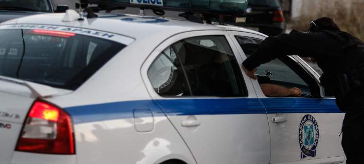 Гръцката полиция с удар по наркотрафика! Закопча чужденец със 135 кила кокаин в предградие на Атина