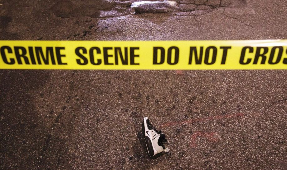 Шофьор оплиска с кръв улица пред нощен бар в Ню Йорк, гази хора наред, има загинал (СНИМКИ) 