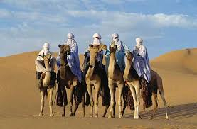 Тоталният матриархат на племето туареги - освободените сексуално жени и техните забулени мъже
