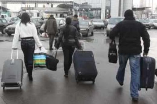 Нови данни: Българи и румънци бягат презглава от Острова преди Брекзит