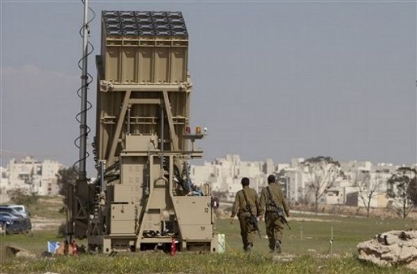 Израелските военни прихванаха 2 ракети от ивицата Газа, а след това отговориха на обстрела
