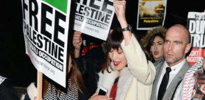 Супермоделът Бела Хадид протестира с палестинци в Лондон заради Йерусалим (СНИМКИ)