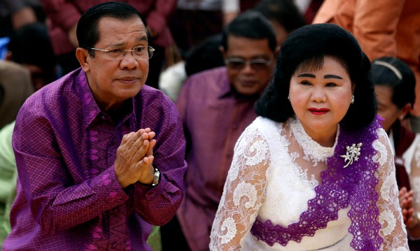 Шуробаджанащина: В Камбоджа политиката е... семейна афера