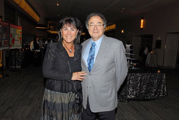 Стана ясна причината за „подозрителната“ смърт на един от най-богатите канадци и съпругата му 
