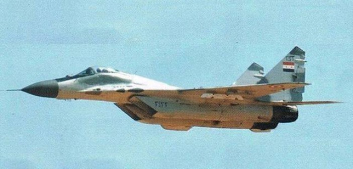 „Бръснещ полет” на МиГ-29 докара до екстаз сирийски войници (ВИДЕО)