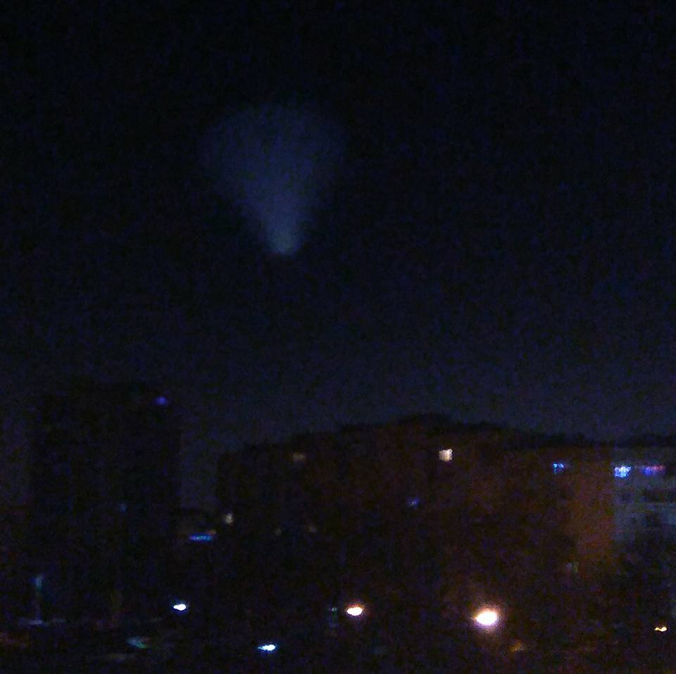 Столичанка засне НЛО над Люлин тази нощ! (СНИМКИ)