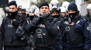 Истанбул е на нокти на връх Нова година! Турската полиция залови терористи, искали да окървавят празника 