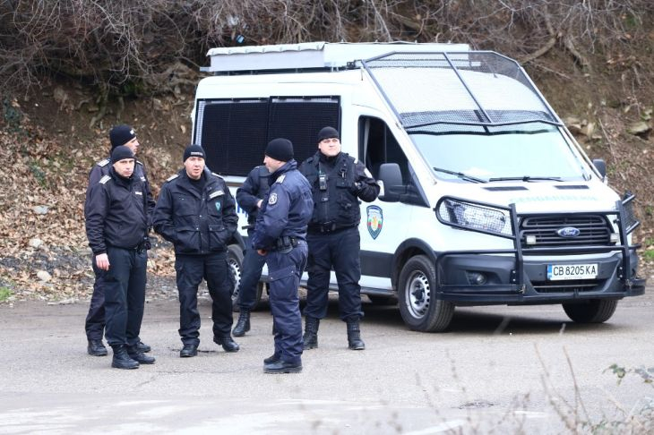Полицията издирва 17-г. момиче от Нови пазар СНИМКА