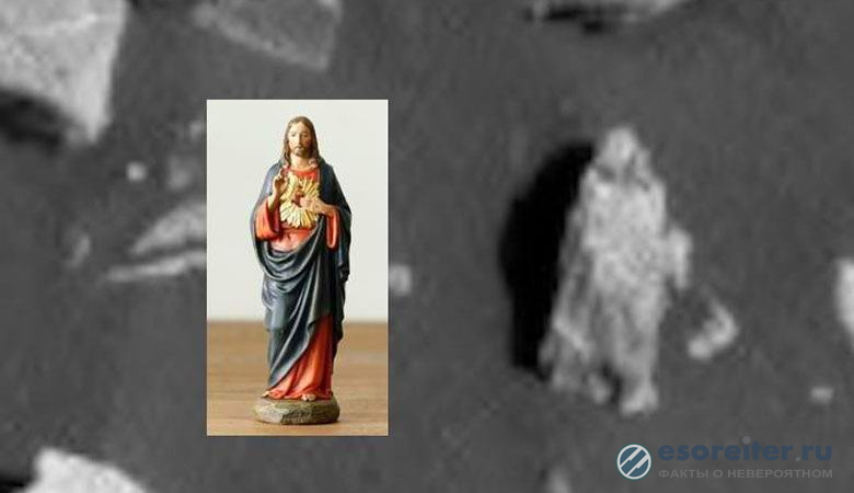 Статуетка на Исус Христос е намерена на Марс (СНИМКА)