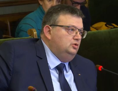 Цацаров обясни категорично на "експертите" защо Росен Ангелов е извършител на шесторното убийство в Нови Искър