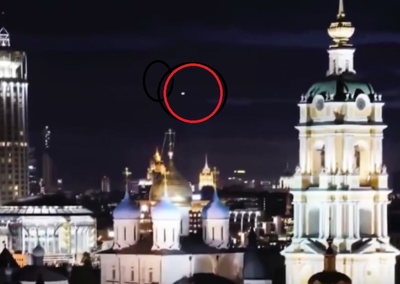 НЛО се появи над Кремъл (ВИДЕО)