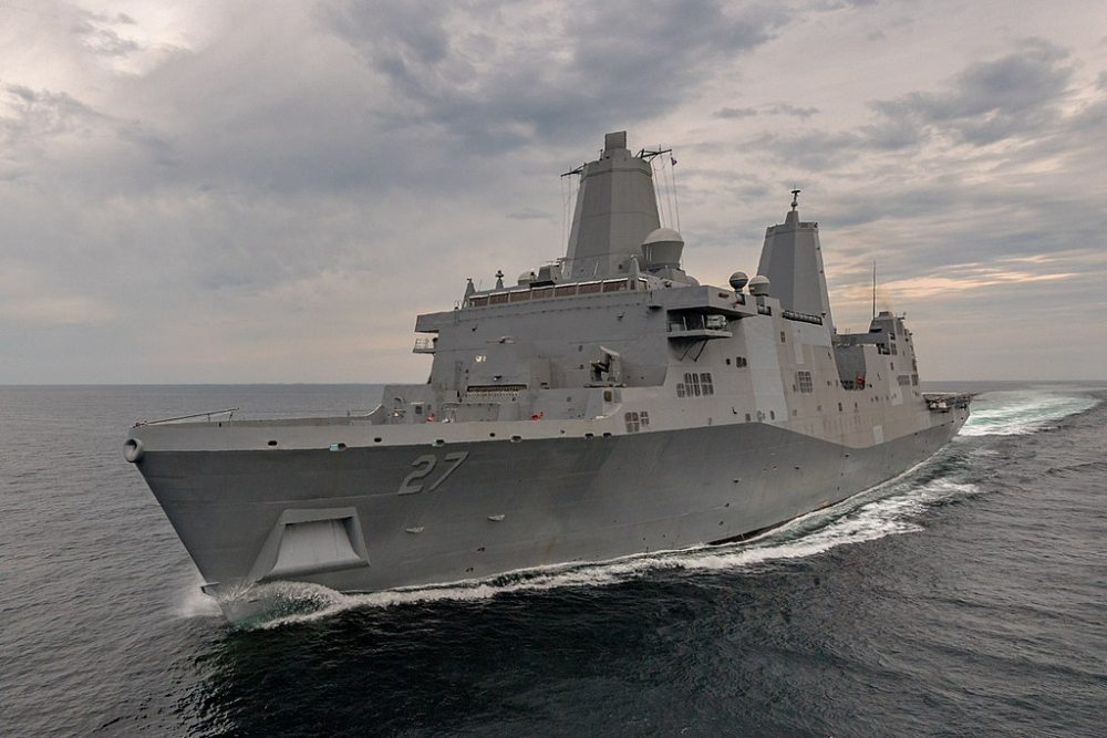 Военен транспортен кораб на САЩ ще получи лазерно оръжие, за да се изфука пред китайците на 2018 Rim of the Pacific 