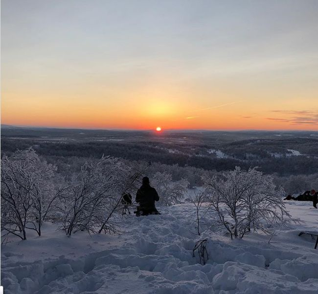 Невероятно! След 40 дни: Слънцето най-после изгря над този руски град (СНИМКИ)
