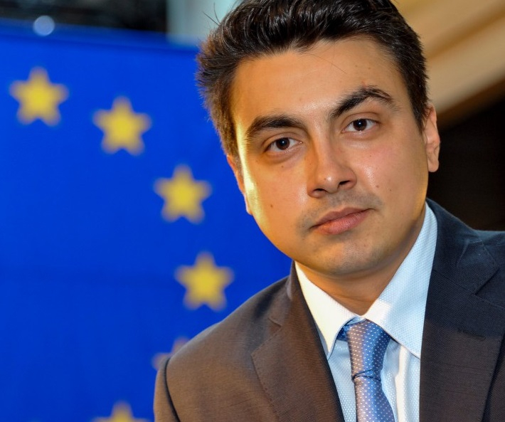 Евродепутатът Момчил Неков: Всеки млад човек в ЕС трябва да има достъп до схемата „Гаранция за младежта“