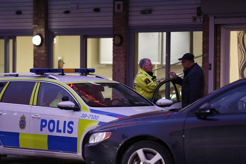 Двама ранени при нападение с нож в Стокхолм