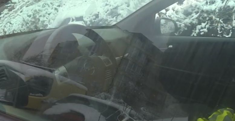 Първи СНИМКИ на блъснатата патрулка от Гущеров, последна информация за ареста на милионерското чедо