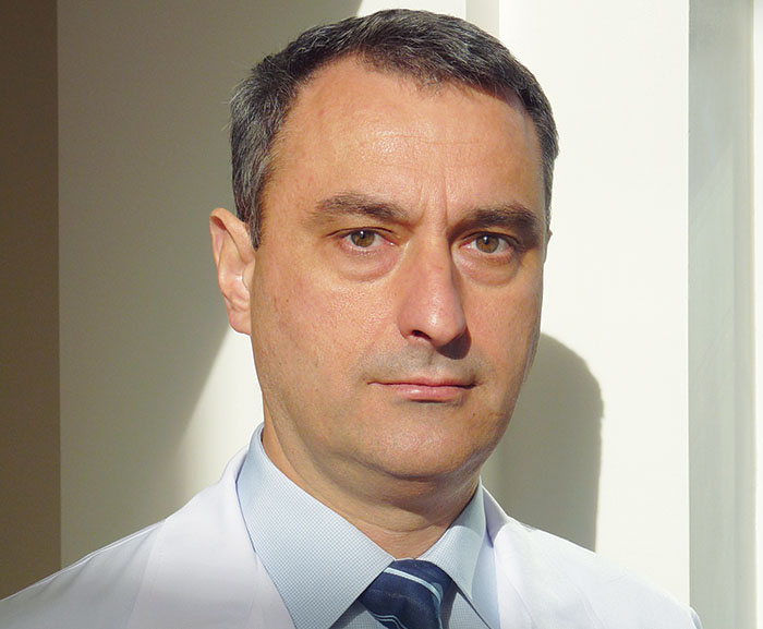 Д-р Веселин Даскалов разкри пред в. "ДОКТОР" нов метод за лечение на катаракта и астигматизъм