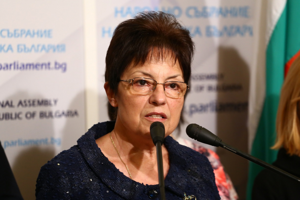 Ирена Анастасова каза защо БСП върна светкавично мандата и какво следва