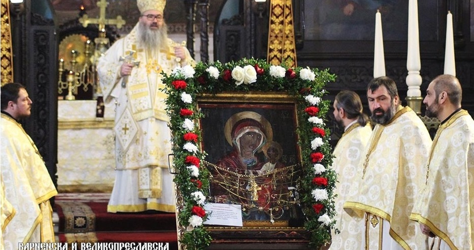 Под погледа на "Одигитрия Байталска" и варненският митрополит Йоан заклейми Истанбулската конвенция