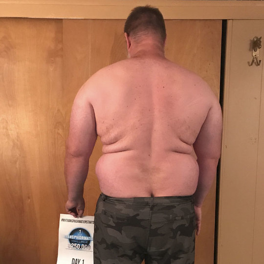 Уникална трансформация! Баща излезе на разходка с децата си, задъха се и свали 36 килограма (СНИМКИ)