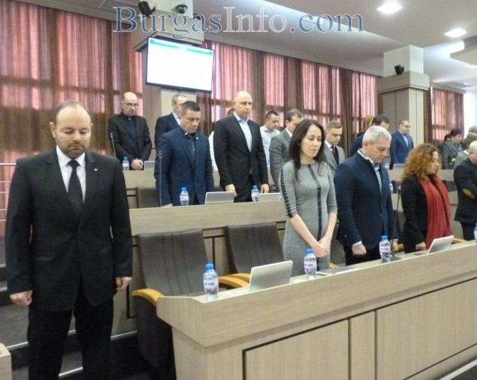 След трагедията: Общинският съвет на Бургас почете с минута мълчание известният невролог д-р Галин Белев
