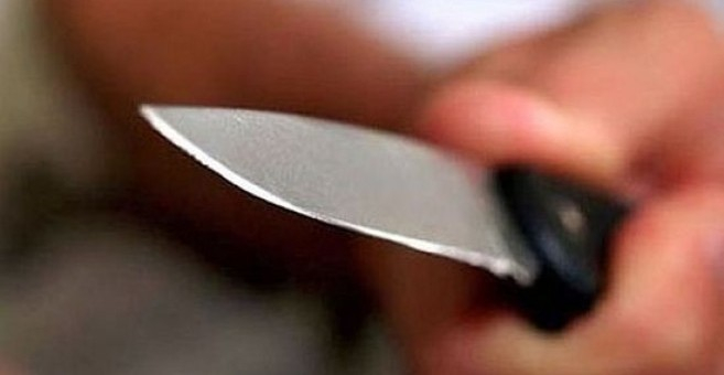 Кървав семеен скандал в Пловдив! Разярена съпруга грабна ножа и стана страшно