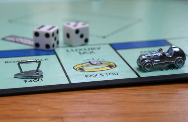 Пуснаха версия на играта "Монополи" за измамници