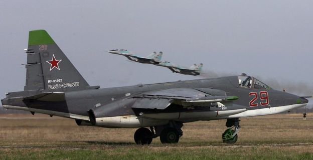 Извънредно! Руски Су-25 е свален в Сирия, пилотът е пленен (ВИДЕО)