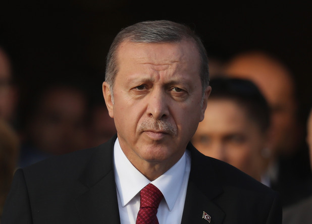Президентът на Турция проведе извънредна среща