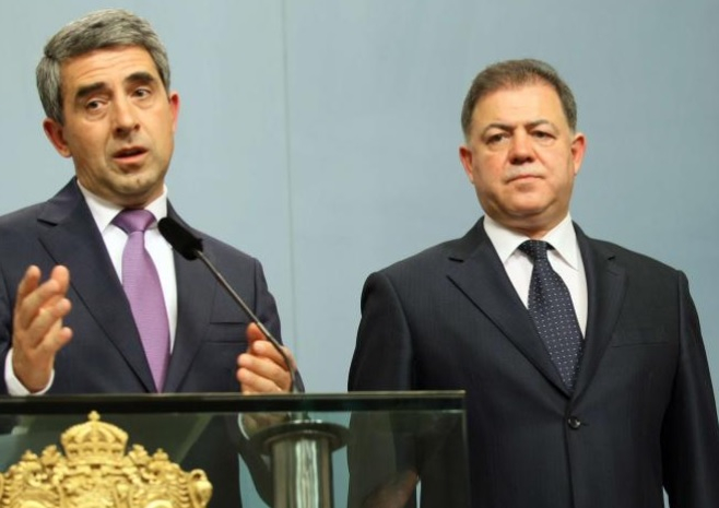 Само в България: Бивш президент ще свидетелства срещу бивш министър (ВИДЕО)