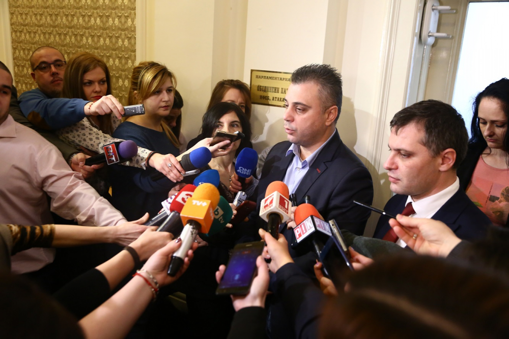Патриотите от ВМРО повеждат голяма битка срещу фалшивите новини
