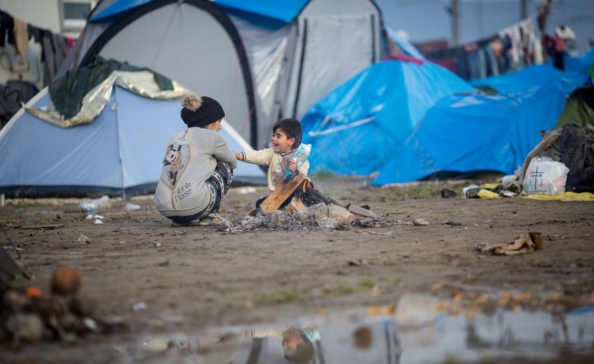 ООН огласи страшни сексуални зверства в гръцките лагери за бежанци!
