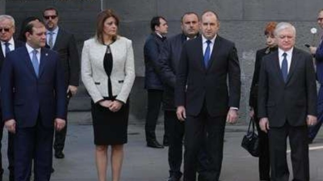 Ето как посрещнаха президента Радев и съпругата му в Армения (СНИМКИ)