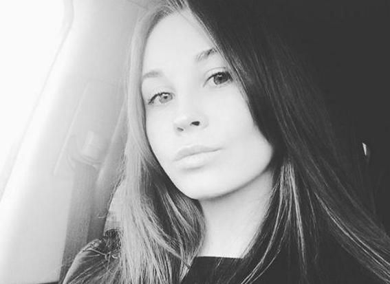 Трагедията е голяма! 22-годишната прелестна приятелка на хокеист е сред жертвите на катастрофата с руския самолет (СНИМКИ/ВИДЕО)
