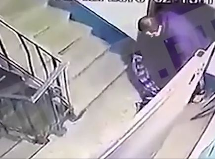 Пиян украинец се скара с приятеля си, преби го до смърт, а после... (ВИДЕО)